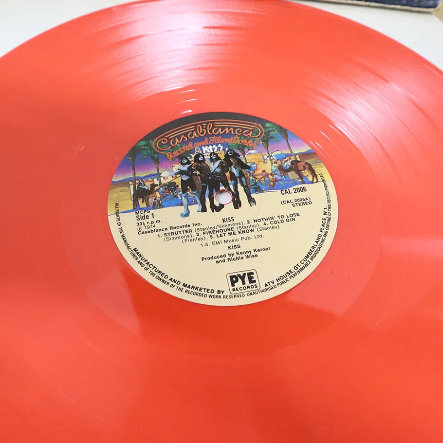 KISS Casablanca Record and Filmworks Rare Red Wax UK Debut Release 1974 F/VG+ Close Up